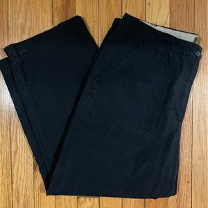 Eddie Bauer Women’s Black Capri Pants Size 8